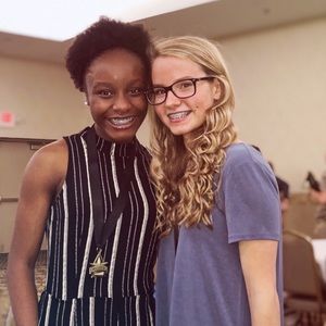 Meet your Posher, Mia